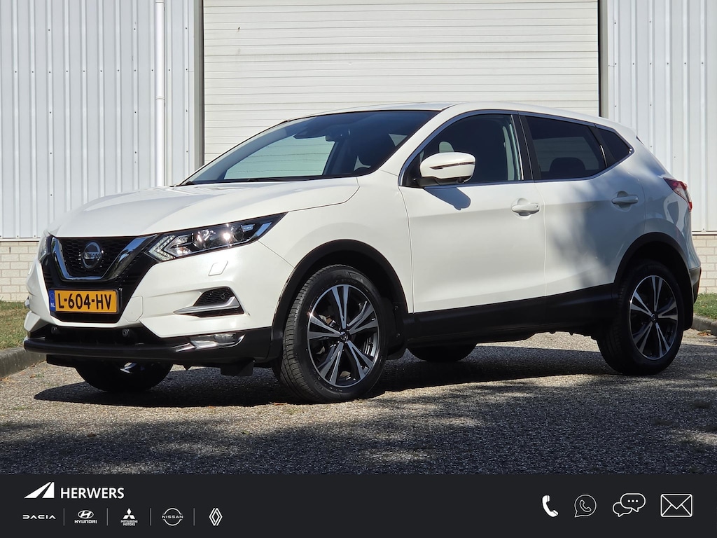 Nissan Qashqai 1.3 DIG-T N-Connecta / Trekhaak / Stoelverwarming / 360 Graden Camera / Apple Carplay & Android Auto / Climate Control / Navigatie /