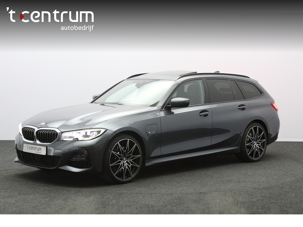 BMW 3-Serie Touring 330e 293 PK High Executive M-Sport PHEV, Panoramadak, Adap. Cruise Control, Carplay, 360 Camera
