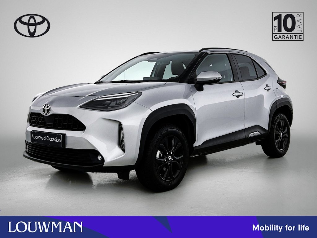 Toyota Yaris Cross 1.5 Hybrid 115 First Edition + | BTW voertuig | Stoel+stuurverwarming | Draadloze telefoonlader | Navigatie | Apple CarPlay/Android Auto | Climate Control | Cruise Control Adaptive | Achteruitrijcamera |