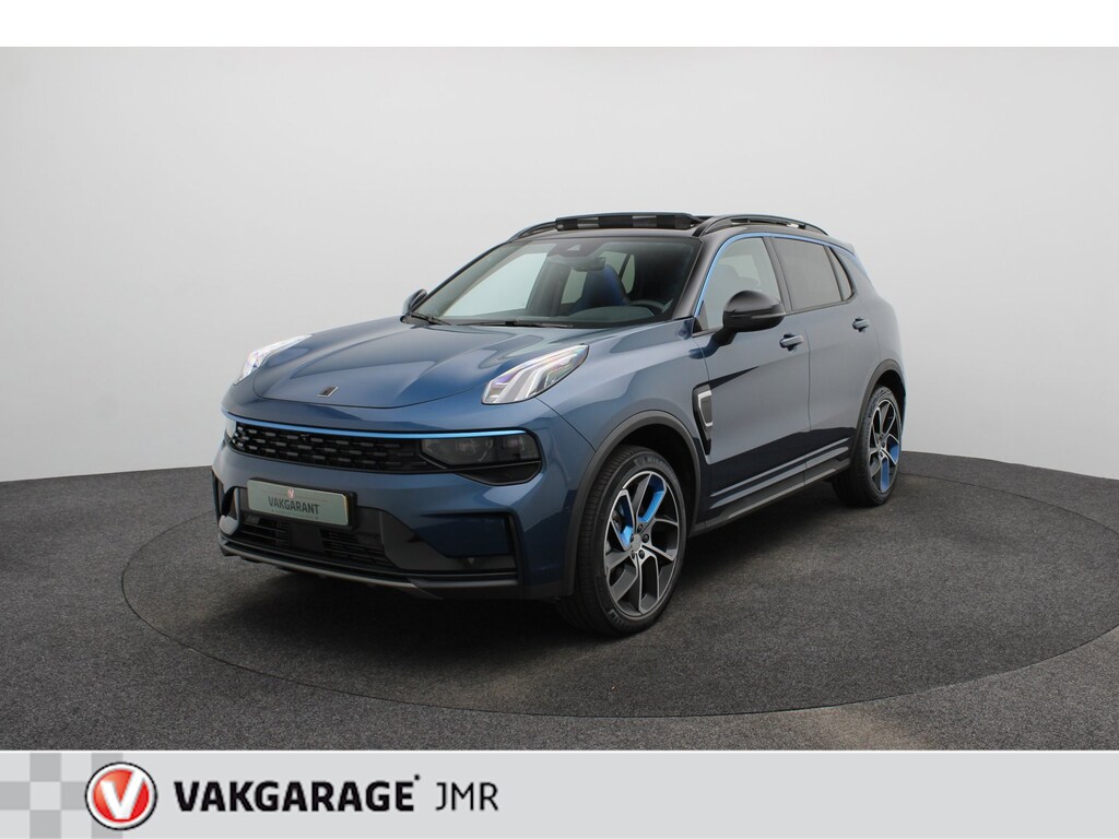 Lynk & Co 01 1.5 Zwarte hemel / Pano dak