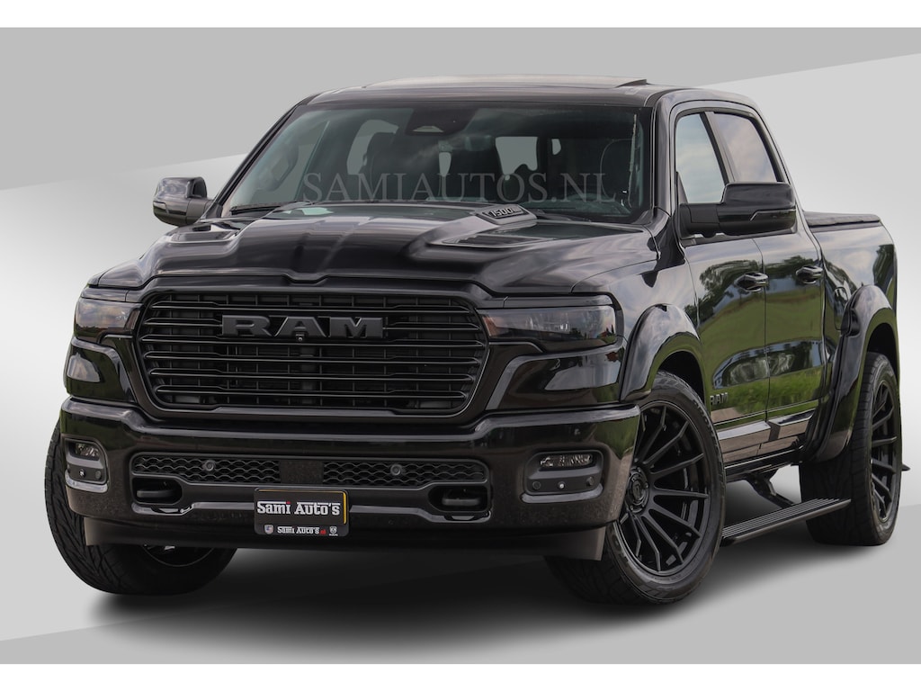 Dodge Ram BOM VOL | Night Premium | Full Option | De Meest Luxe Pick-Up in zijn Klasse | Comfortabele Dubbele Cabine met Royale 5 Zitplaatsen | BPM vrij | Nu Leverbaar uit Voorraad | Voorraad Nr 2287 - 3384 | De specialist in Amerikaanse pick‑ups in Nederland en Europa.