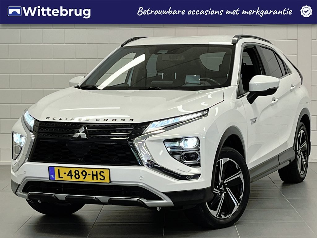 Mitsubishi Eclipse Cross 2.4 PHEV First Edition TREKHAAK | NAVIGATIE | PLUG IN HYBRID MET 1500 KG TREKGEWICHT