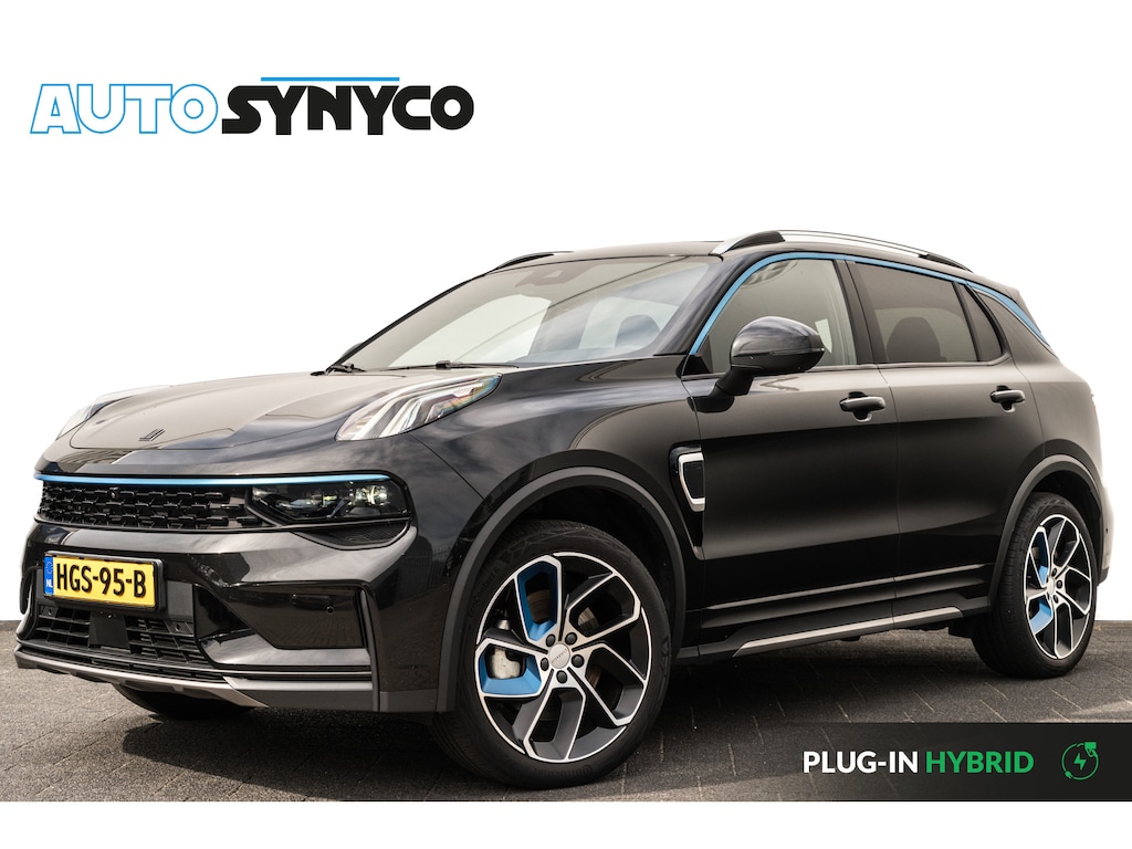 Lynk & Co 01 1.5 Plug-in Hybrid 262 Pk | Stuurverwarming | Panoramadak | Zwarte Hemel | 20 inch. LMV | 1e eigenaar