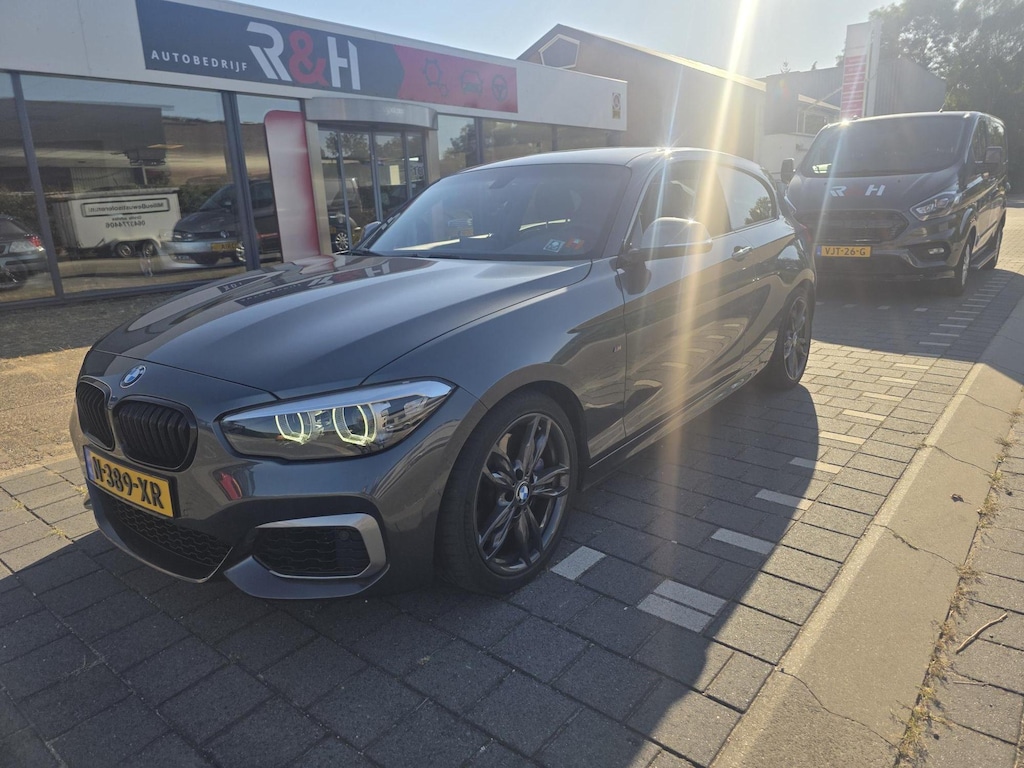 BMW 1-Serie M140i High Executive navigatie, automaat, dealer onderhouden