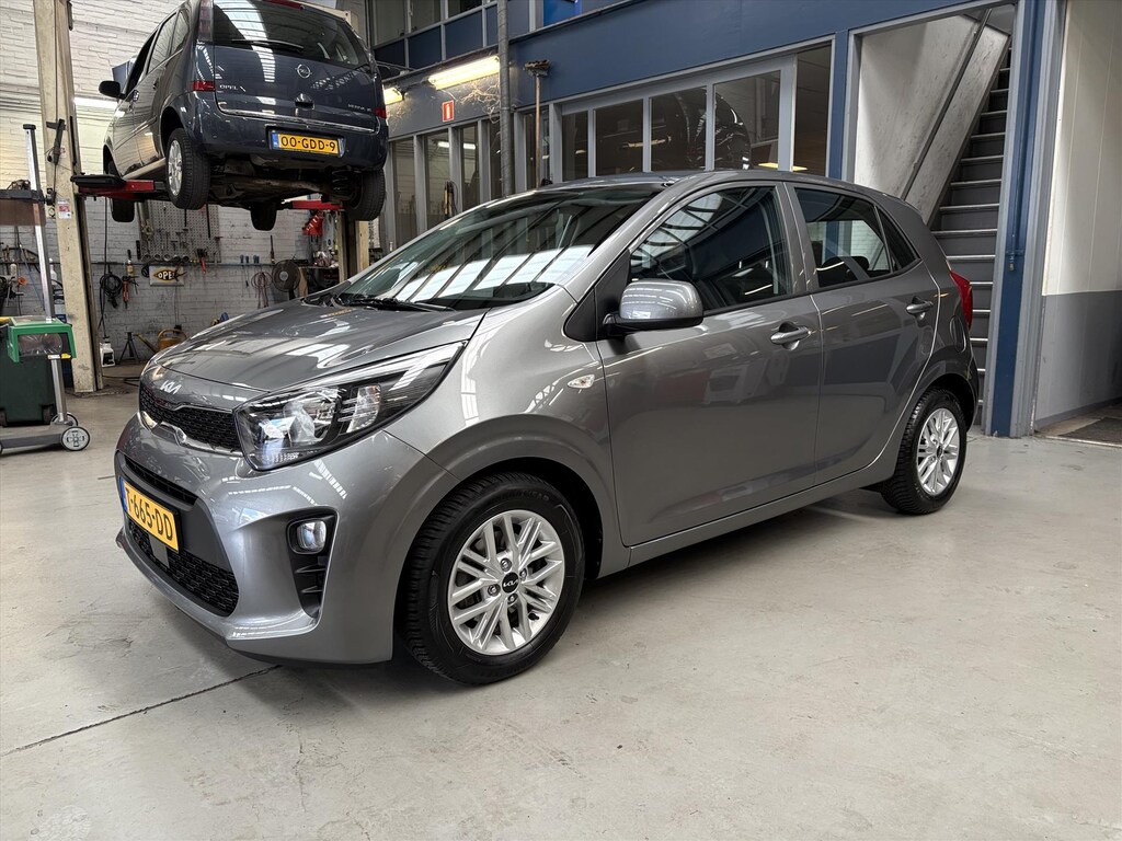 Kia Picanto 1.0 DPi 67pk 4-zits DynamicLine | Apple carplay / Android auto | Airco | Camera | Cruise control | All season banden | NAP | Rijklaar prijs!