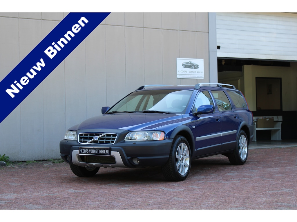 Volvo XC70 2.5 T AWD OCEAN RACE AUTOMAAT BLIJVEND YOUNGTIMER !!! 8x XC70 op voorraad