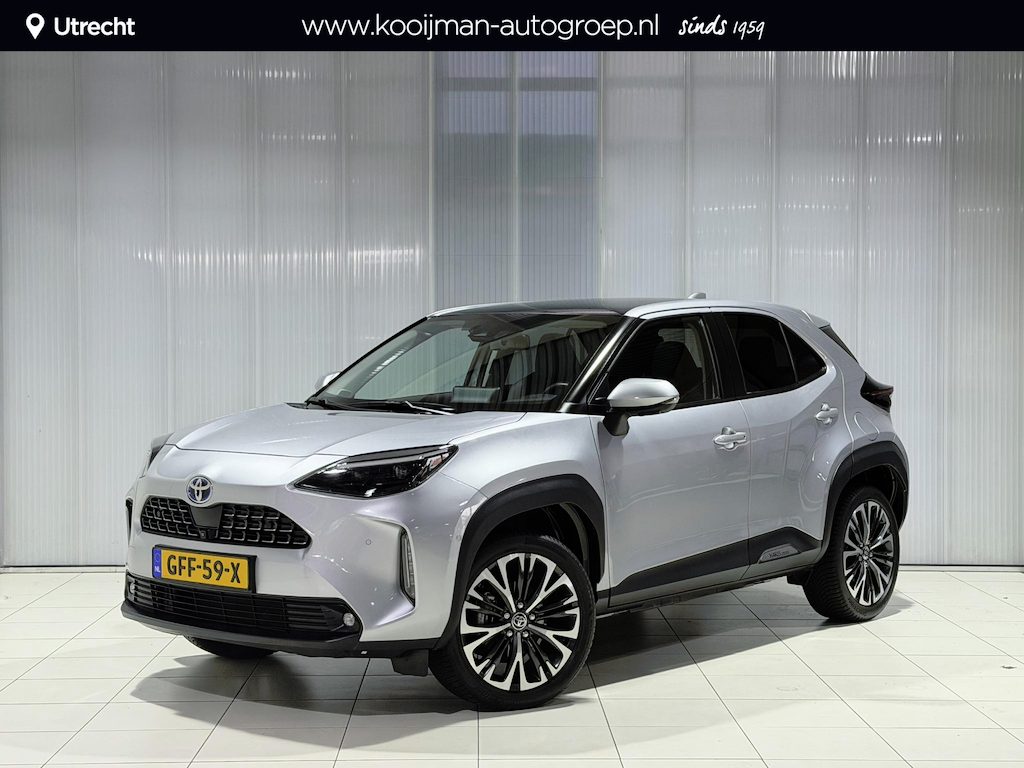 Toyota Yaris Cross 1.5 Hybrid Adventure Panoramadak, All season banden, Applecarplay/android auto, Elektrische achterklep, Stoel/stuurwielverwarming, Camera, Parkeersensoren