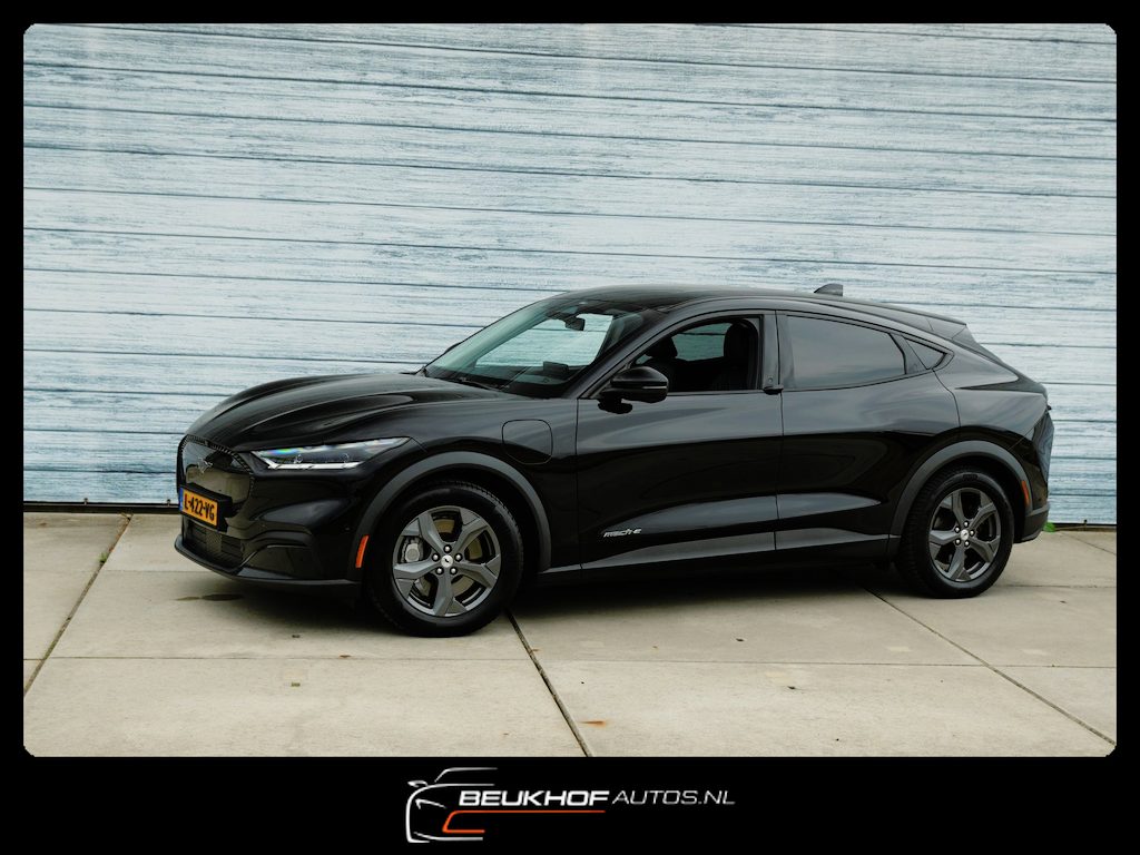 Ford Mustang Mach-E RWD 75 kWh Leer Carplay B&O Camera