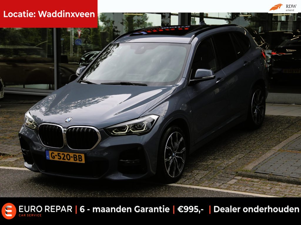 BMW X1 SDrive20i High Executive Edition M-PAKKET PANO-DAK!