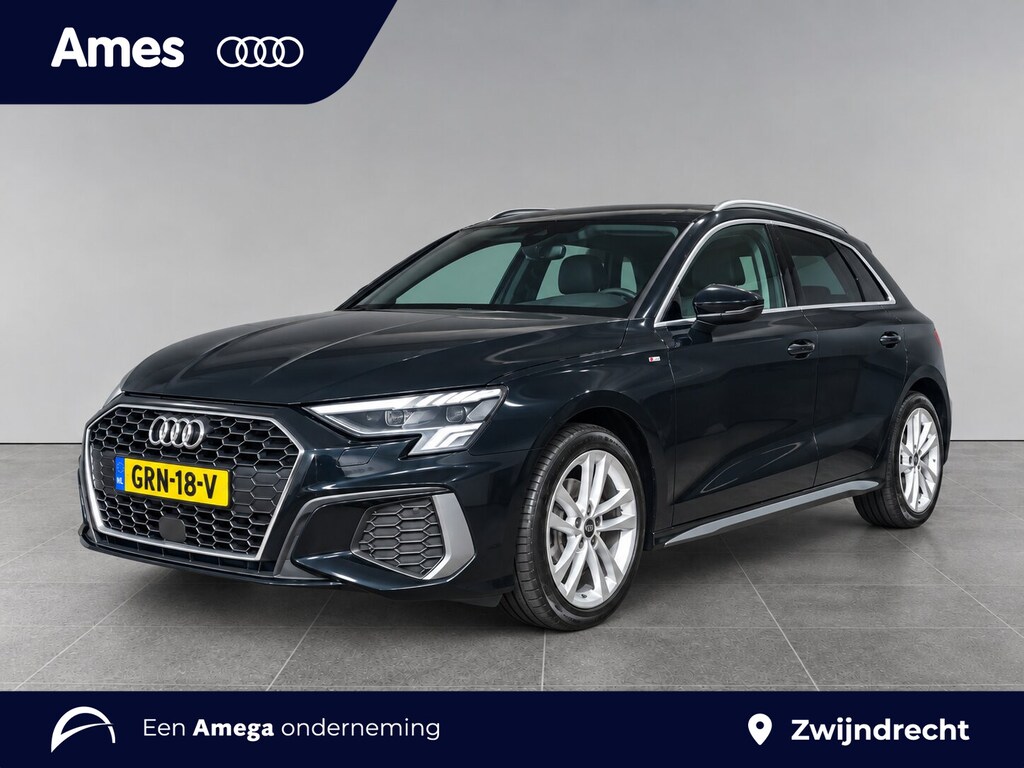 Audi A3 Sportback 40 204pk TFSIe S-Line Parkeersensoren achter | Navigatiesysteem | Verwarmbare voorstoelen