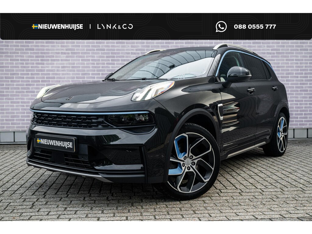 Lynk & Co 01 1.5 Plug-in Hybrid | PHEV | Trekhaak | Achteruitrijcamera | Parkeersensoren | Inifinity Audio | Panoramadak | Keyless Entry | Elektrische Achterklep | Cruise Control Adaptief | Dodehoekdetectie | Navigatie | Apple Carplay | Android Auto
