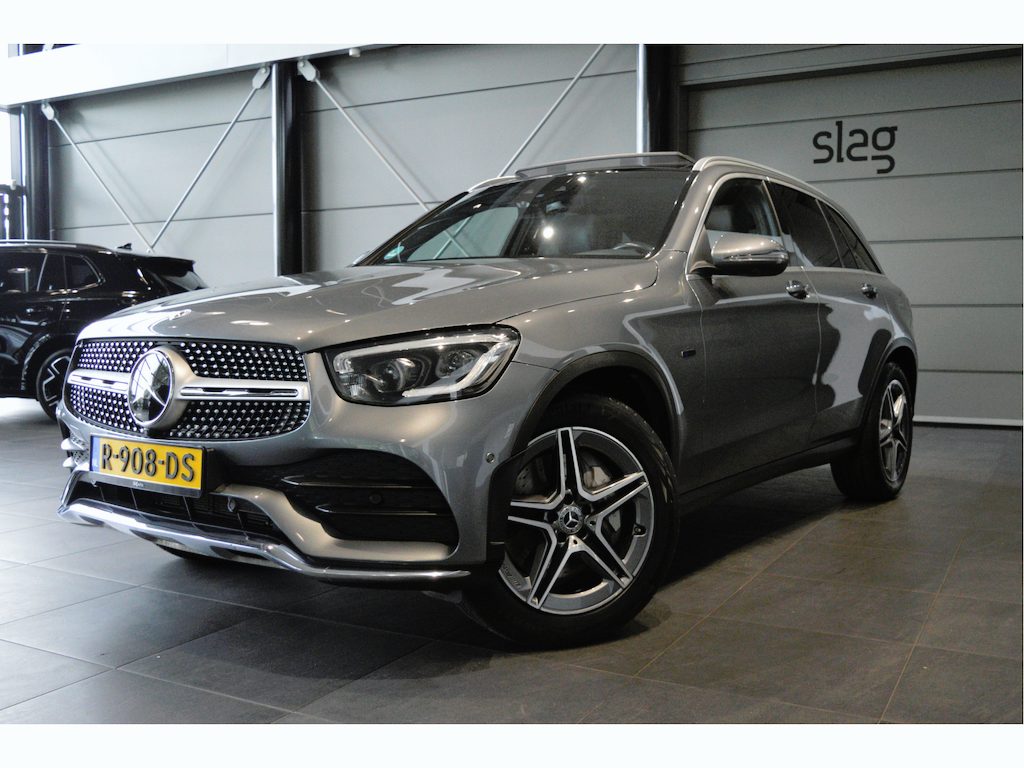Mercedes-Benz GLC 300e 4MATIC AMG Head Up pano leer trekhaak 19 inch !!