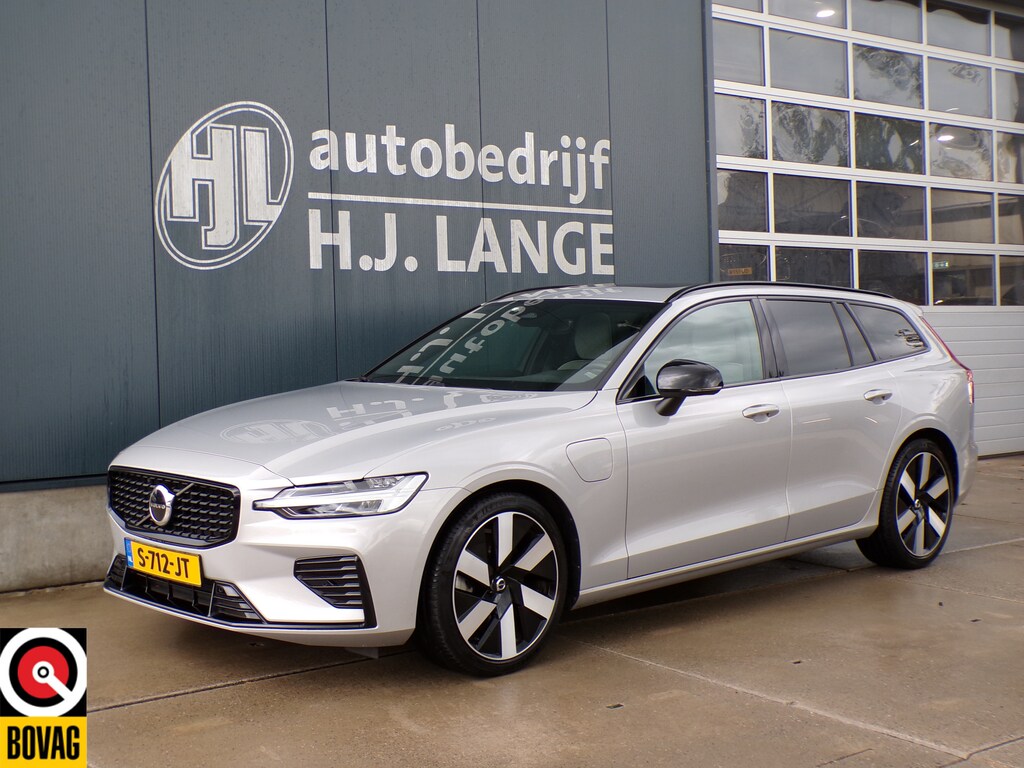 Volvo V60 2.0 T6 Plug-in hybrid AWD Plus DarkSOH 97%