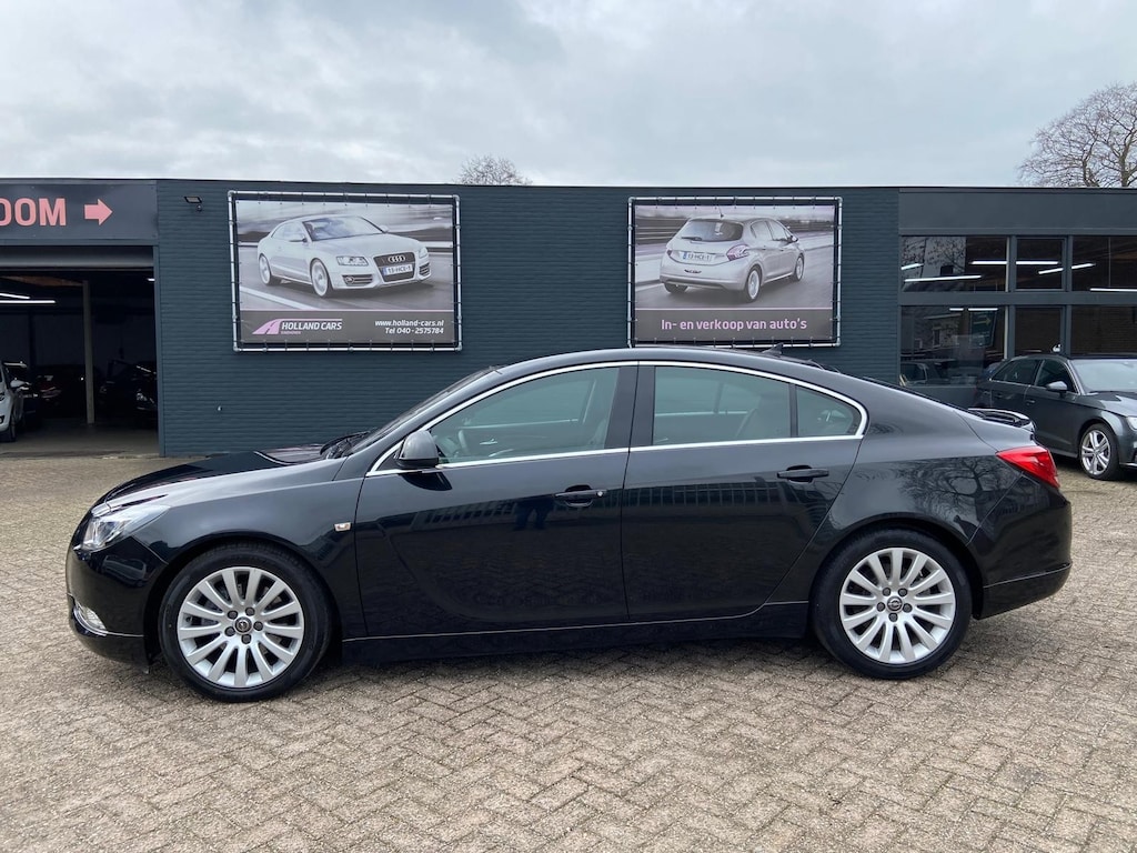 Opel Insignia 2.0 T Cosmo 5-deurs - Airco ecc - Cruise control - Stoel/stuurverwarming - Xenon - V+A Pdc