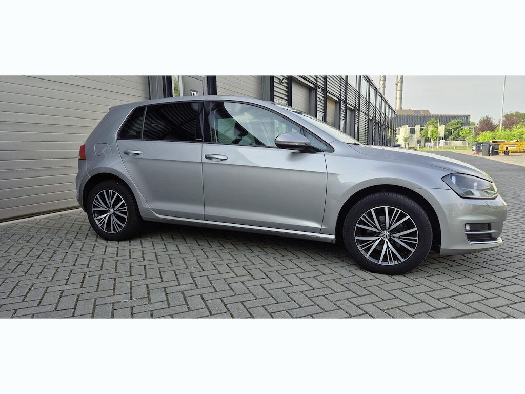 Volkswagen Golf 1.2 TSI Allstar Airco | Cruise control | Stoelverwarming | PDC | CC | aangeboden voor een particulier