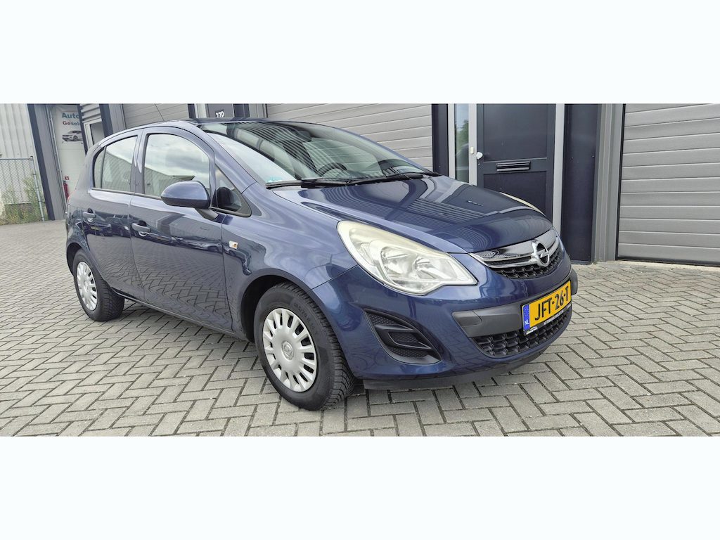 Opel Corsa 1.2 EcoFlex Selection Airco | Nieuwe koppeling en nieuwe APK
