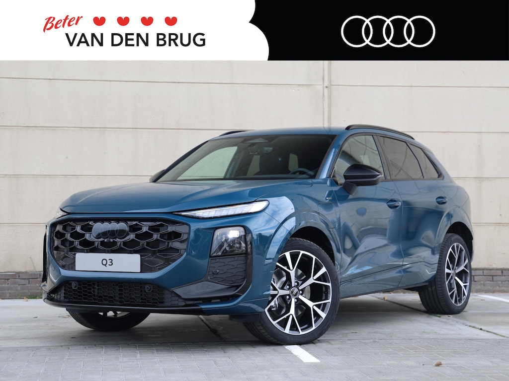Audi Q3 S edition e-hybrid 272 PK SUV | Optiek zwart | Trekhaak | Privacy glas | Tech plus pakket |