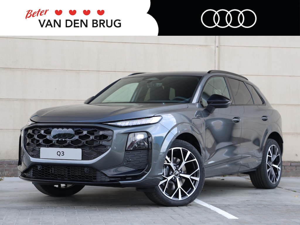 Audi Q3 S edition e-hybrid 272 PK SUV | Trekhaak | Tech plus pakket | Privacy glas | 20" Lichtmetalen velgen |