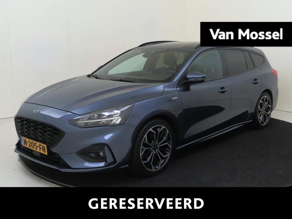 Ford Focus Wagon 1.5 EcoBoost 150 PK ST Line | Automaat | Parkeersensoren Voor + Achter | Parkeer Camera Achter | Verwarmde Voorstoelen | Navigatie | Climate Control | Trekhaak
