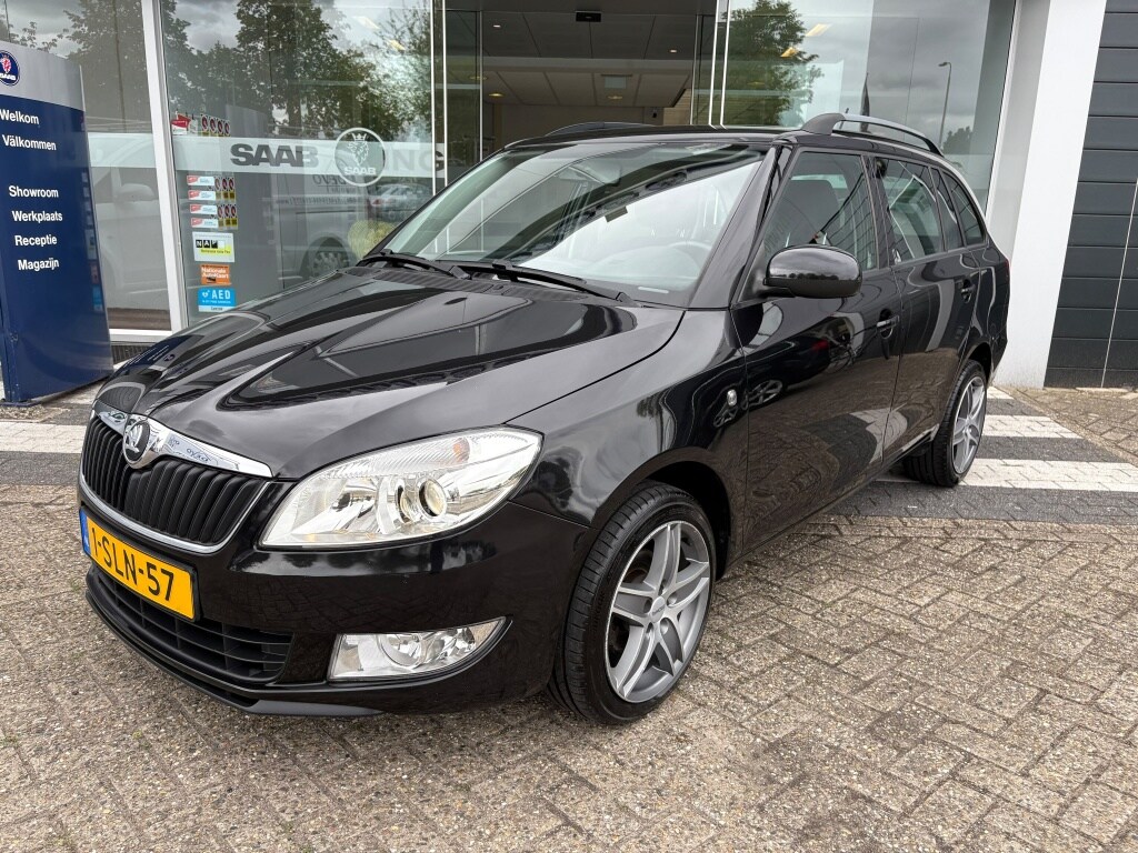 Skoda Fabia Combi 1.2 TSI Sprint Pro Clima | navi |LMV
