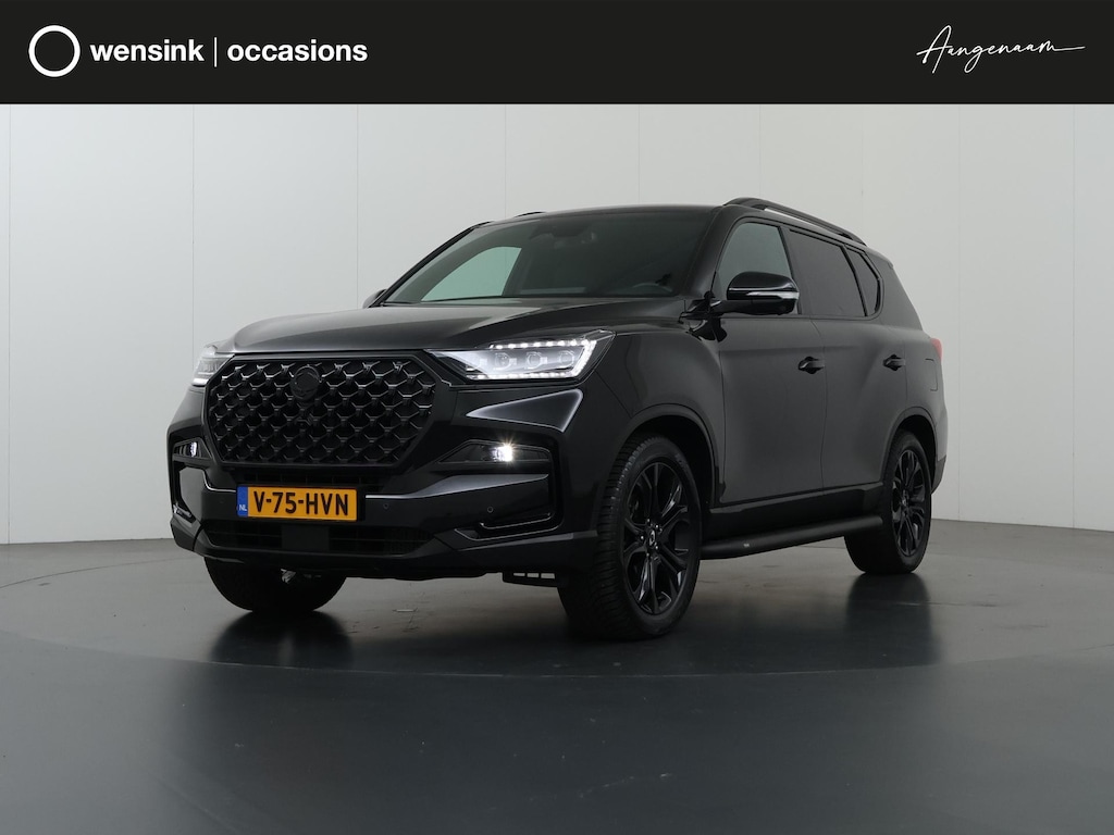 SsangYong Rexton 2.2 E-XDI | 4WD | 3500 KG. AHW | BLACKLINE | LED-KOPLAMPEN | LEDEREN BEKLEDING | MEMORY-SEATS | 360° CAMERA | STOELVERWARMING | STOELVENTILATIE | STUURWIELVERWARMING | 20" LICHTMETALEN VELGEN