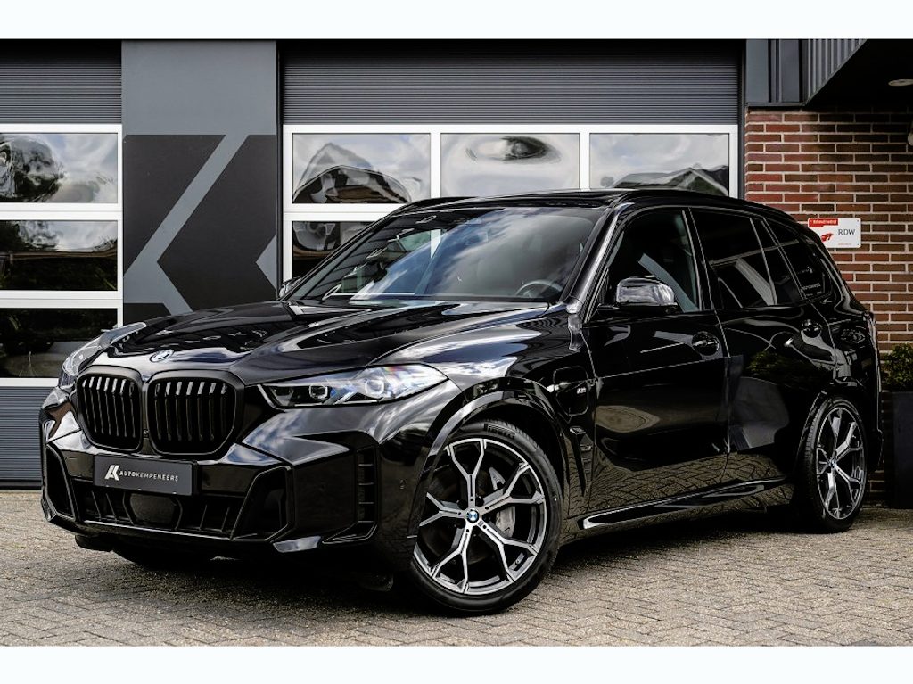 BMW X5 xDrive50e M Sport | Panorama | Comfort Seats | Driving Ass. Prof. | 360 Camera | Harman/Kardon | Trekhaak | 21' Inch |