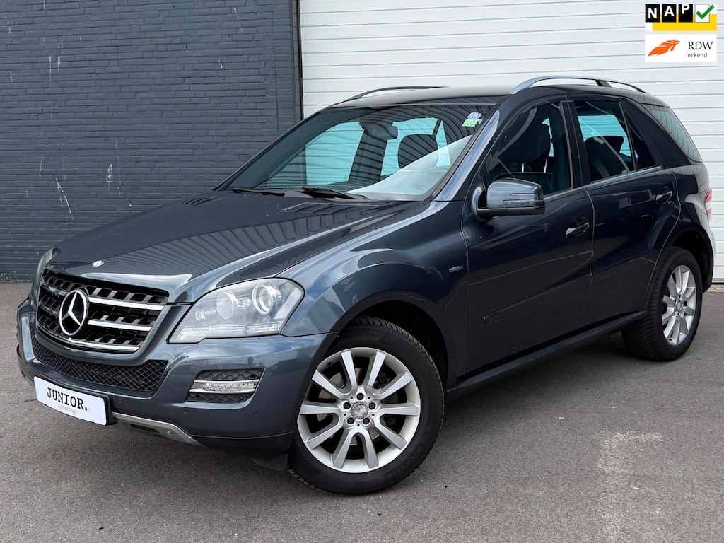 Mercedes-Benz ML-klasse 300 CDI BlueEFFICIENCY DEALERONDERHOUDEN/LEDER/NAVI