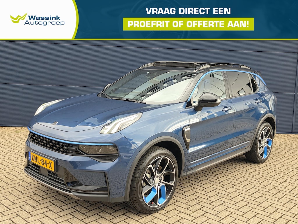 Lynk & Co 01 1.5 | Schuif-/Kanteldak | Elek. Bestuurdersstoel | 360 Graden Camera | Apple Carplay |