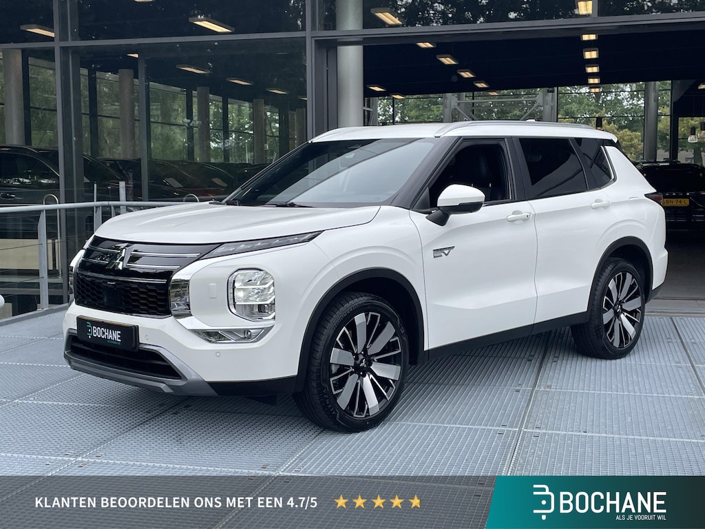 Mitsubishi Outlander 2.4 PHEV Intense+ | Navigatie | Adaptieve Cruise Control | Head-Up Display | Elek. Achterklep | FABRIEKSGARANTIE TOT 06-2034!
