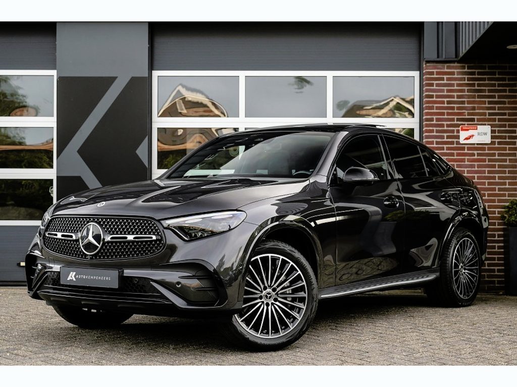 Mercedes-Benz GLC Coupe 300 300e 4MATIC AMG Line | Panorama | 360 Camera | Leder | Memory | Night Package | 20' Inch |