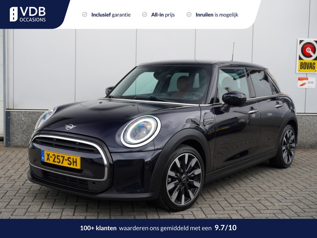 MINI Cooper 5-Deurs 1.5 Camden Leder | CarPlay | Goed onderhouden | Clima