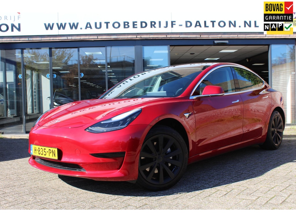 Tesla Model 3 RWD Plus 60 kWh AUTOPILOT / PANODAK / LEER