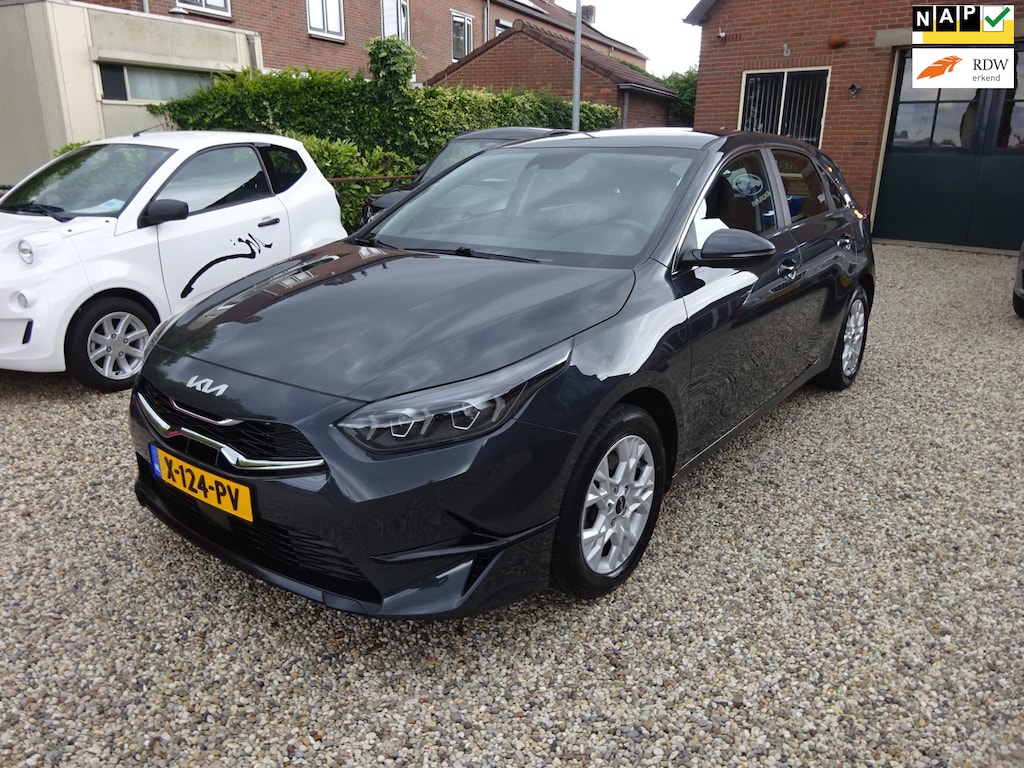 Kia Ceed 1.0 T-GDi DynamicLine Climate controle, Navigatie, Achteruitrijcamera, Parkeersensoren, Lichtmetalen velgen
