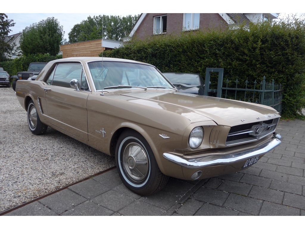 Ford Mustang 260 V8 handgeschakeld Unieke staat!