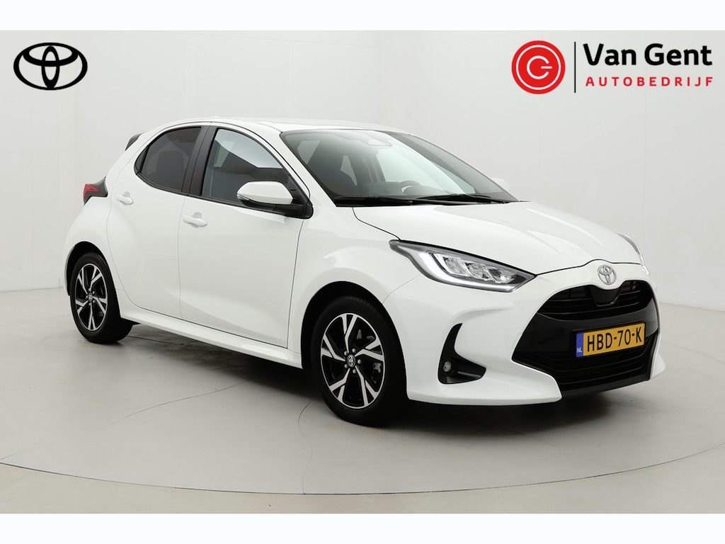 Toyota Yaris 1.5 Hybrid 115 First Edition | Apple Carplay / Android Auto | Keyless | Adaptive Cruise | Clima | Camera | LED | 16 inch