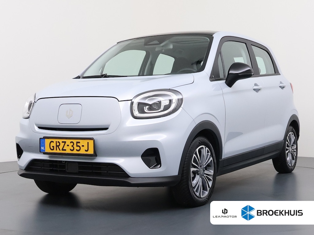 Leapmotor T03 Design 37.3 kWh | Achteruitrijcamera | Cruise control adaptief | Dodehoek detectie