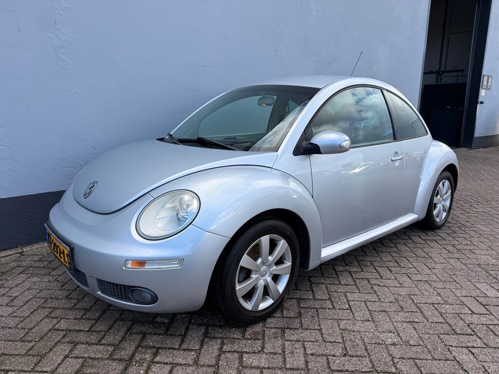 Volkswagen Beetle New 1.4-16V Trendline - Airco