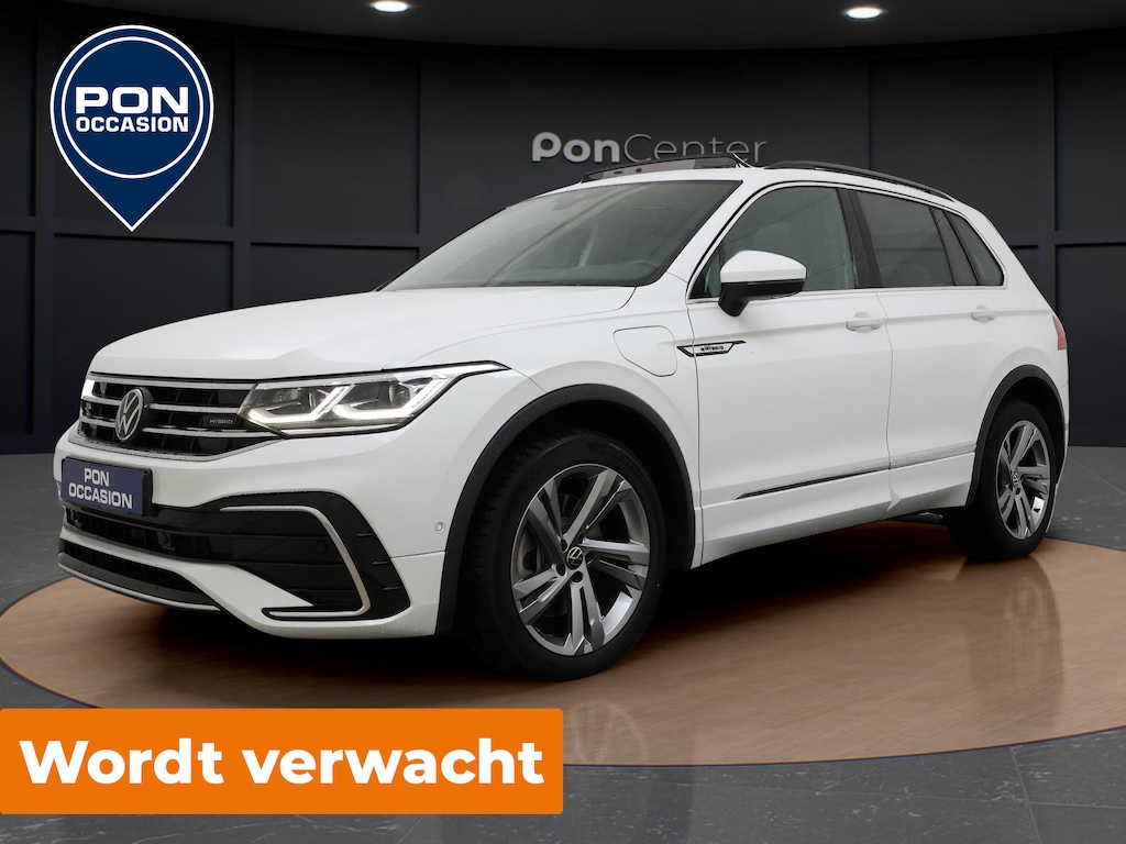 Volkswagen Tiguan 1.4 TSI eHybrid R-Line | Pano Dak | Camera | Side Assist | ACC | Elek. Achterklep | Stuur-/Stoelverwarming | Matrix LED | 19'' |