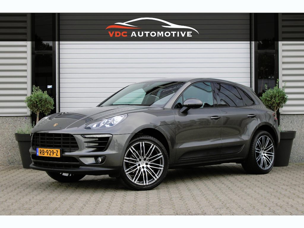 Porsche Macan 2.0 21" Turbo | Memory | Camera | Leder | 14 Weg Comfortstoelen | Agaatgrijs | Volledig Onderhouden