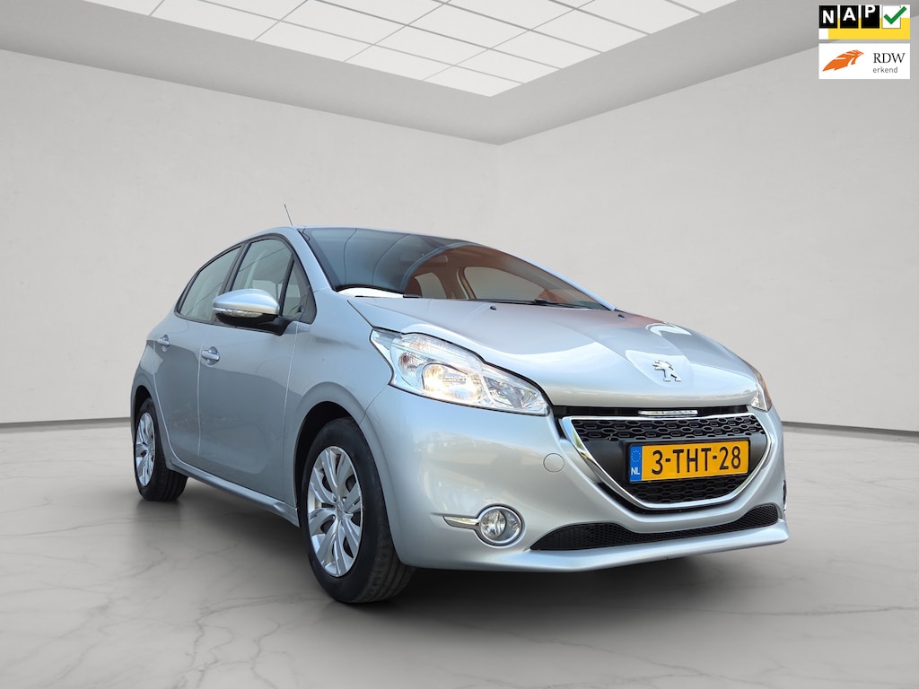 Peugeot 208 1.2 e-VTi Envy Automaat