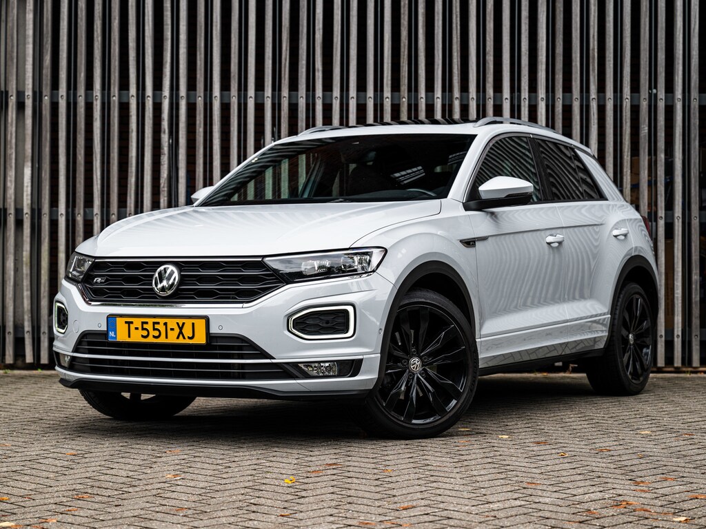 Volkswagen T-Roc 2.0 TSi 190pk DSG 4Motion 3x R-Line |Panorama|LED|Camera|Stoelverwarming|Virtual|ClimateControl|19''|