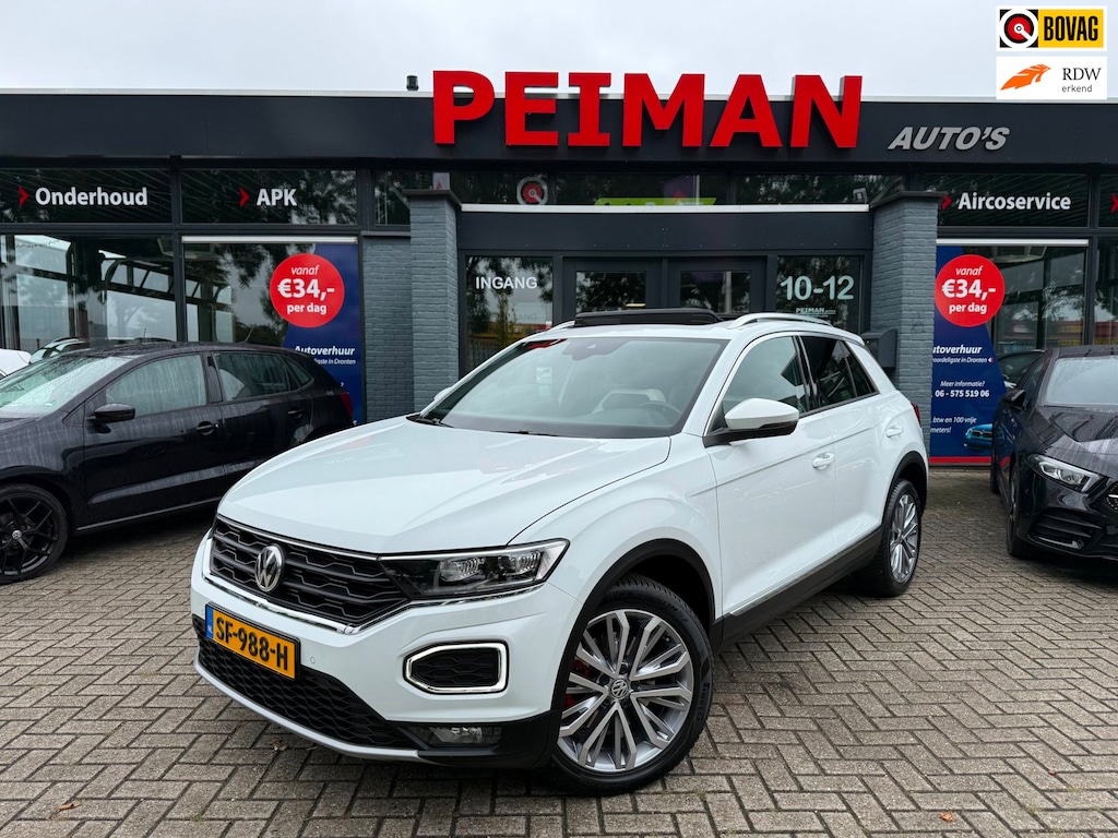 Volkswagen T-Roc 1.5 TSI Sport | Apple Carplay | Panoramadak | Stoelverwarming | ACC |