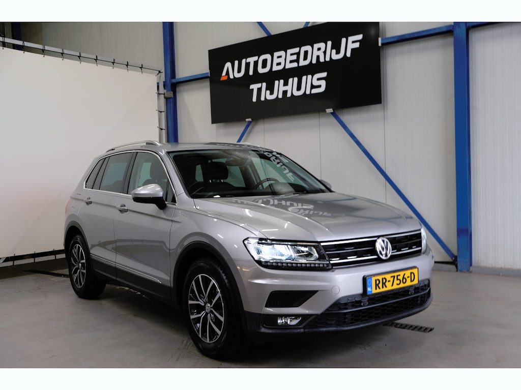 Volkswagen Tiguan 1.4 TSI ACT Comfortline Business Automaat - N.A.P. Airco, Cruise, Navi, PDC, Trekhaak.