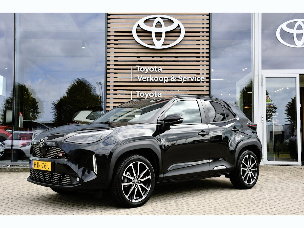 Toyota Yaris Cross 1.5 Hybrid 130 GR SPORT automaat 130pk | Trekhaak afneembaar | Stoelverwarming | Dodehoekdetectie |
