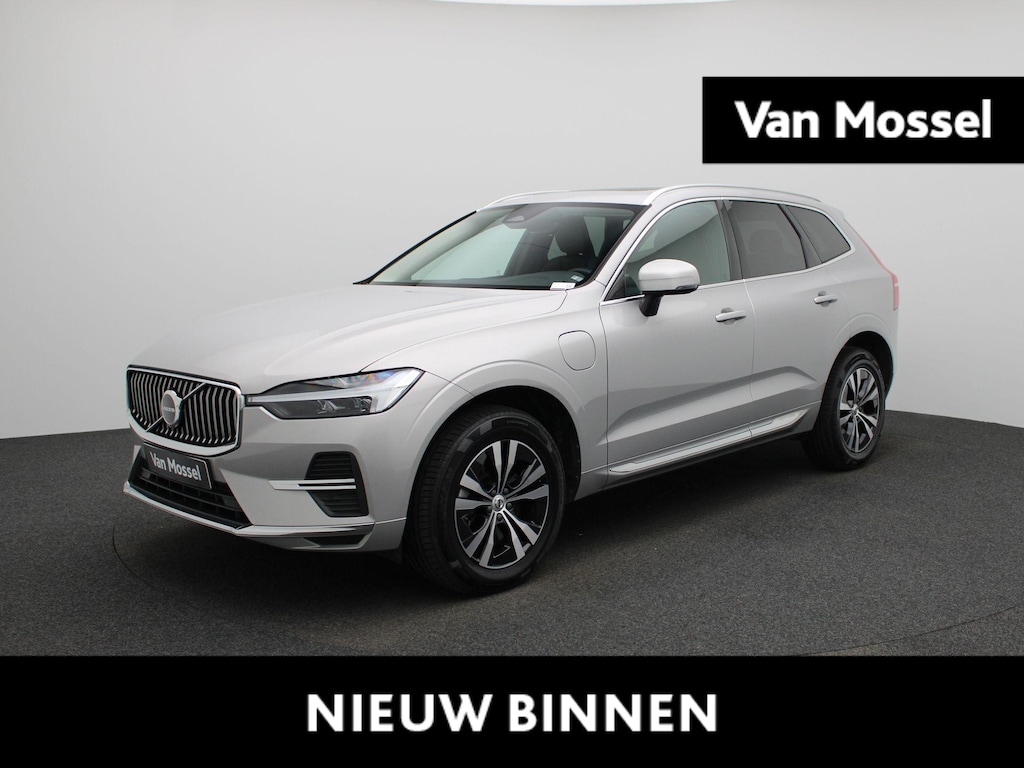Volvo XC60 T6 PHEV 4x4 Core Aut. | Automaat | Apple Carplay / Android Auto | Panoramadak | Achteruitrijcamera | Parkeersensoren | Stoelverwarming |