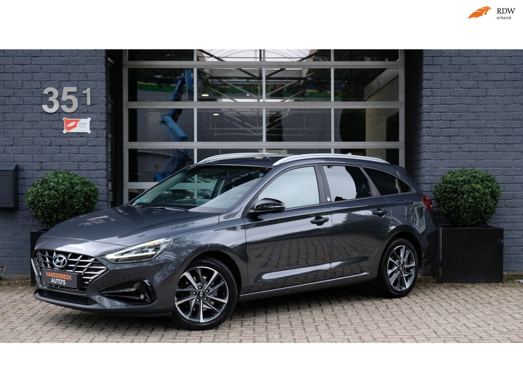 Hyundai i30 Wagon 1.0 T-GDi MHEV Edition 30+ Carplay | Camera | Navi | Stoel / stuur verwarming