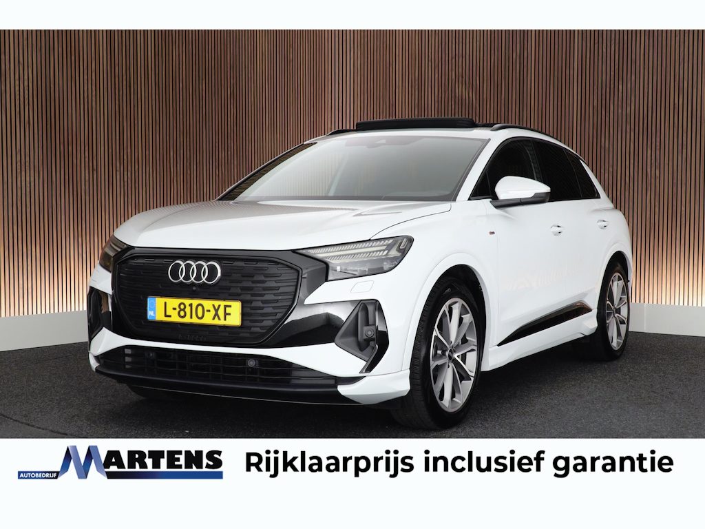 Audi Q4 e-tron 40 Launch edition S Competition 204pk 77 kWh SOH 87% Trekhaak Camera Leder Keyless Stoelverwarming ACC Panoramadak S-Line