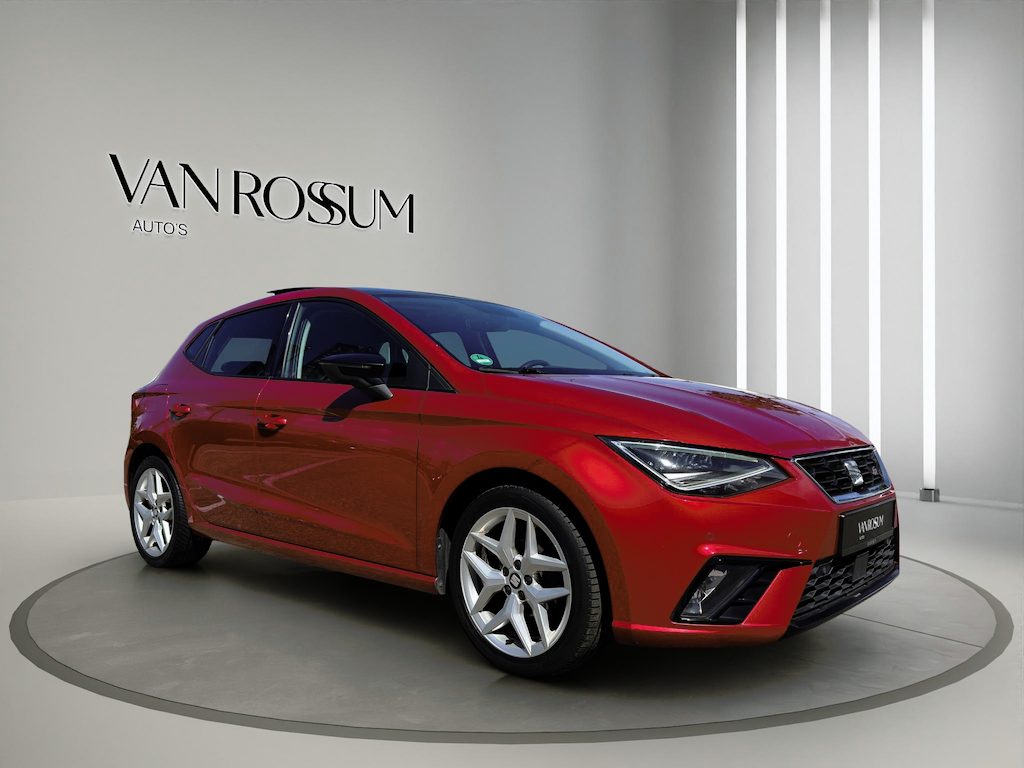 SEAT Ibiza 1.0 TSI FR Panoramadak | Carplay | Parksensors |  17"Velg | Led | Sfeer | Cruise | Airco (Automatisch)