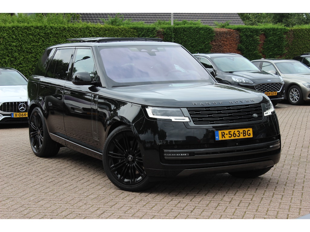 Land Rover Range Rover 4.4 P530 Autobiography MHEV / Trekhaak / Panoramadak / 360Camera / Head-up / Meridian High End / Luchtvering / 23'' / Achterasbesturing / Softclose / Sfeerverlichting / Massage / Stoelverwarmd / Keyless / Dodehoek / DAB
