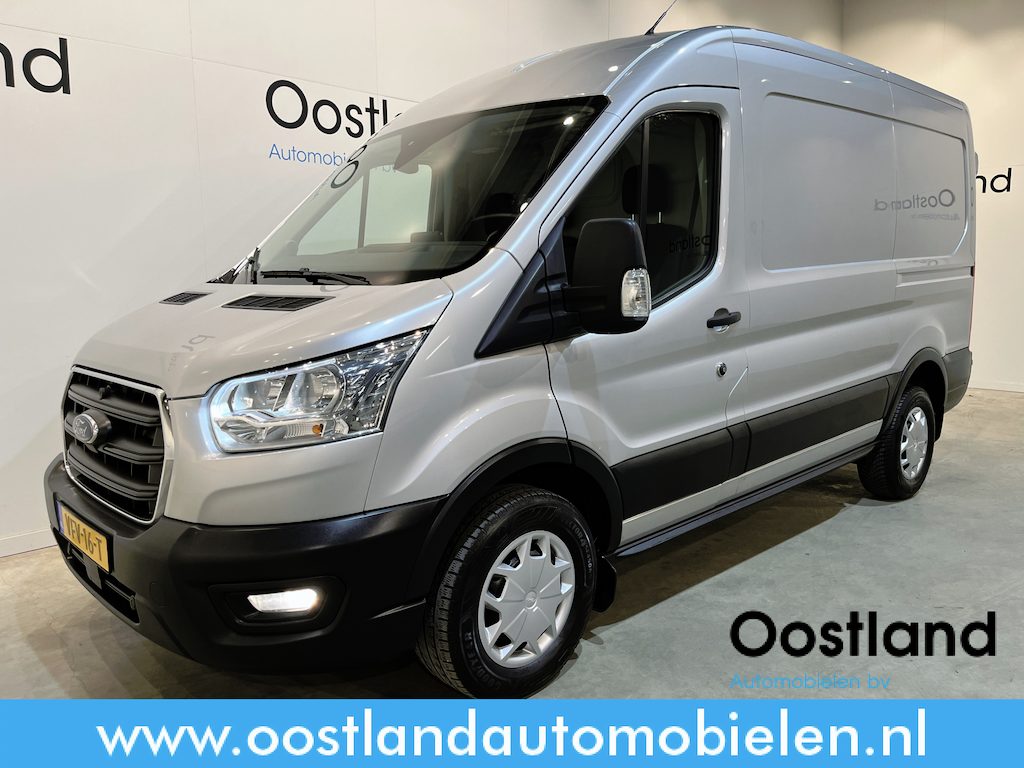 Ford Transit 350 2.0 TDCI L2H2 Trend 130 PK / Euro 6  / Airco / Cruise Control / CarPlay / PDC / Navigatie / 3-Zits